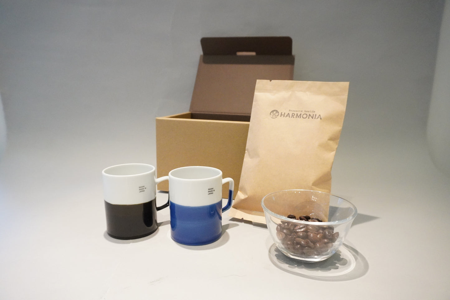 HARMONIAオリジナルコーヒー豆とマグカップ<波佐見焼dipマグペア>セット