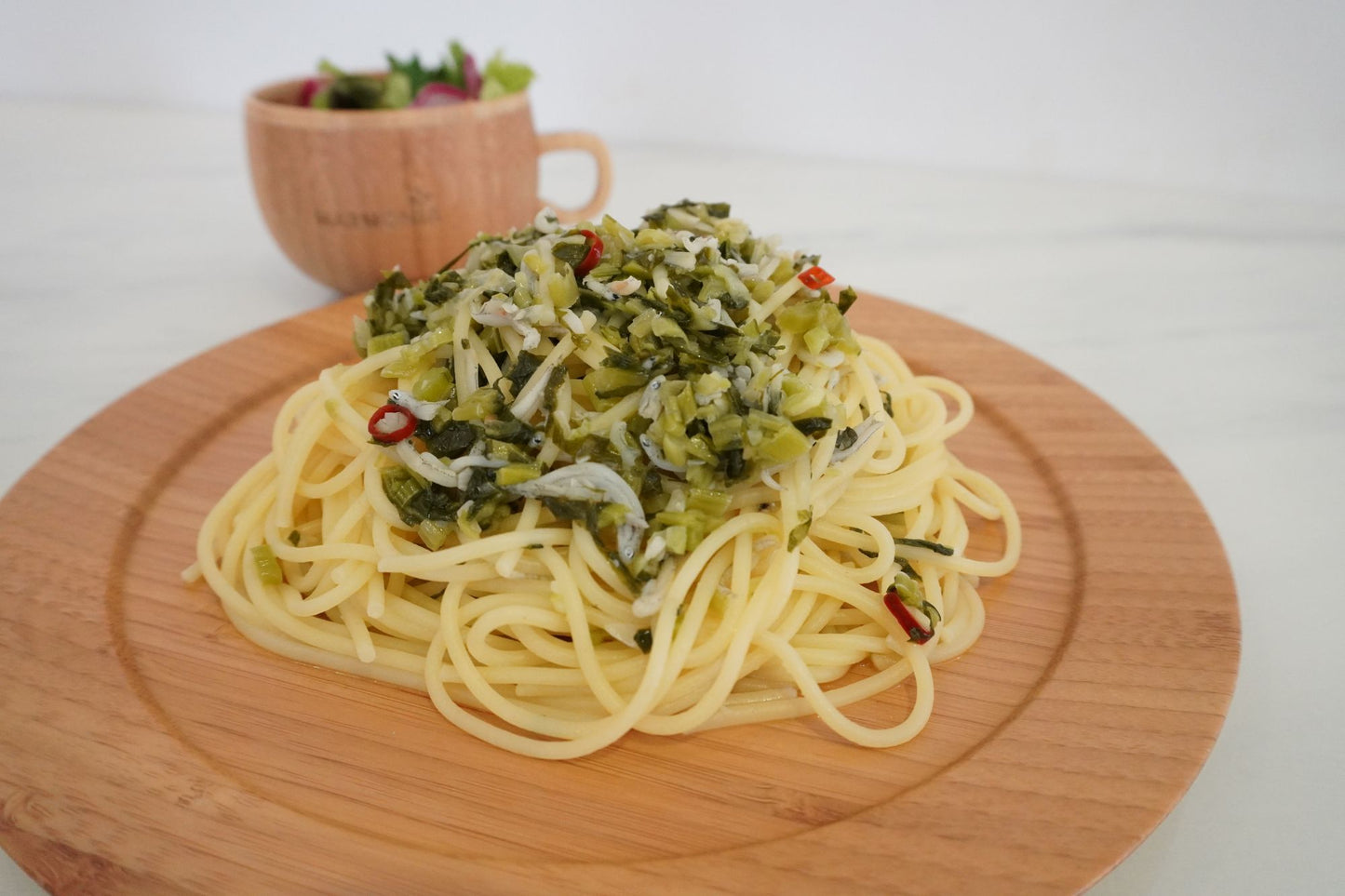 湘南しらすと信州野沢菜の和風ペペロンチーノ