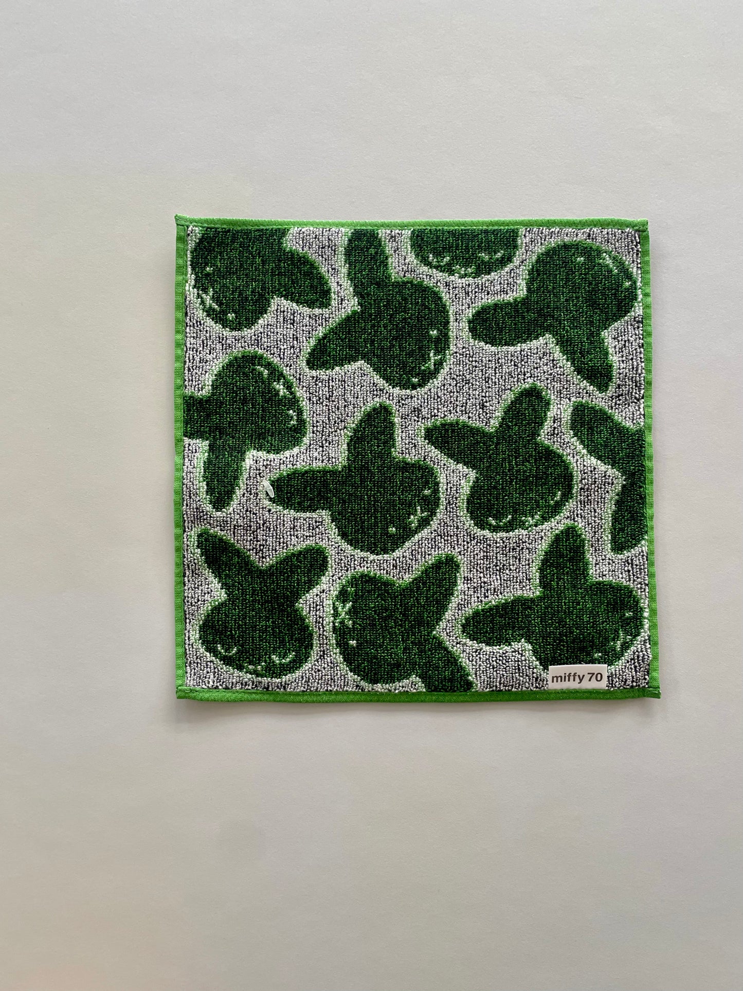 ミッフィータオルハンカチ