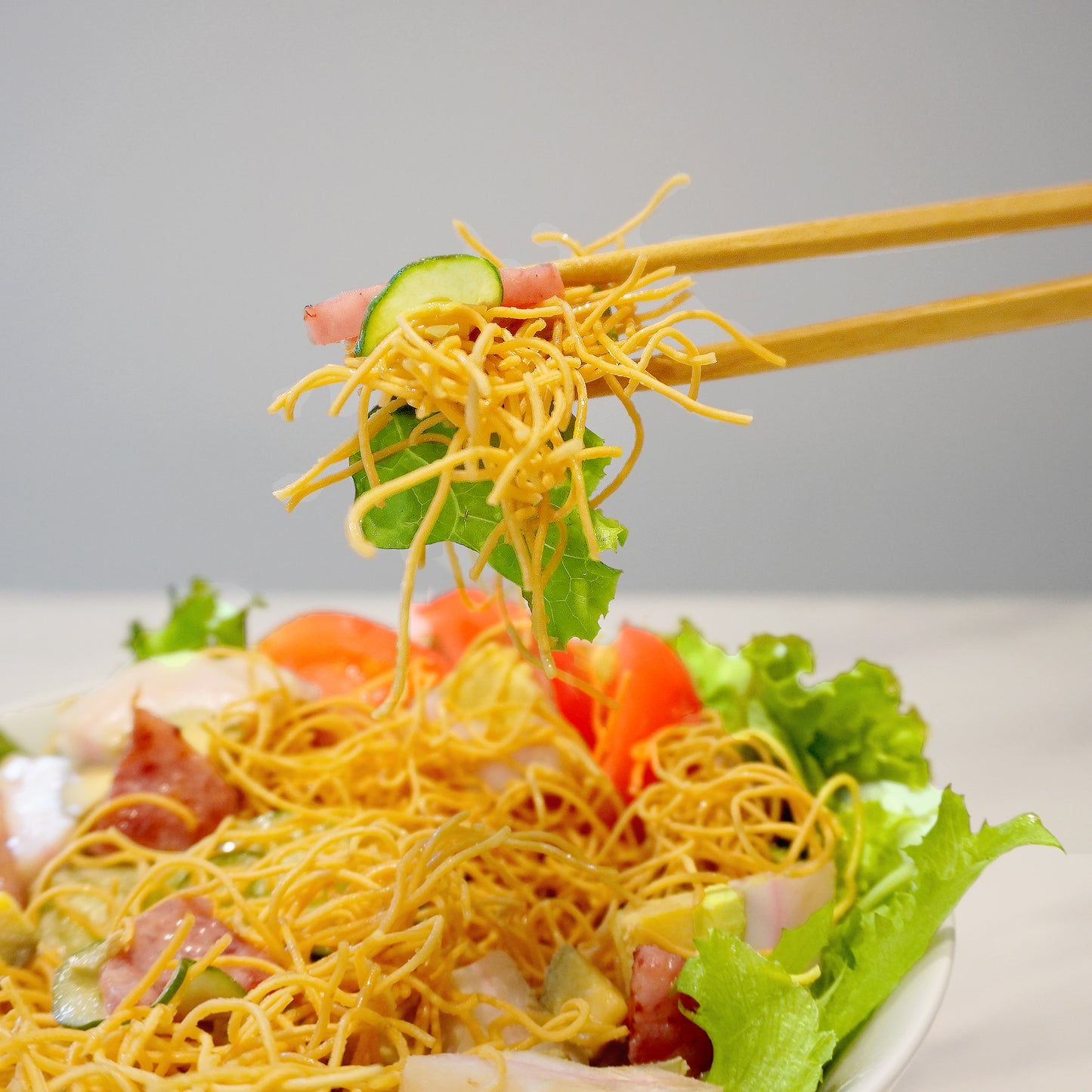 サラダ風長崎名物たっぷりゴマダレ皿うどん