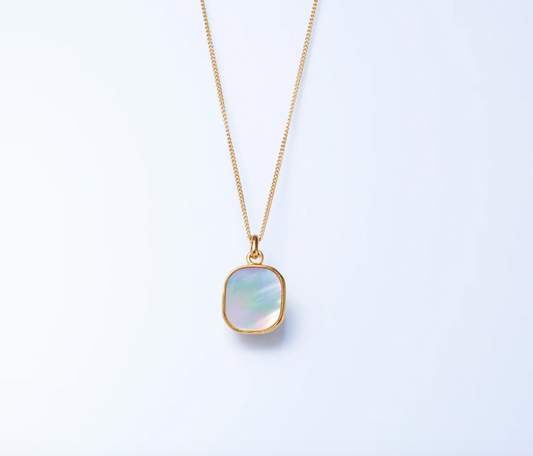 Shell Window Necklace